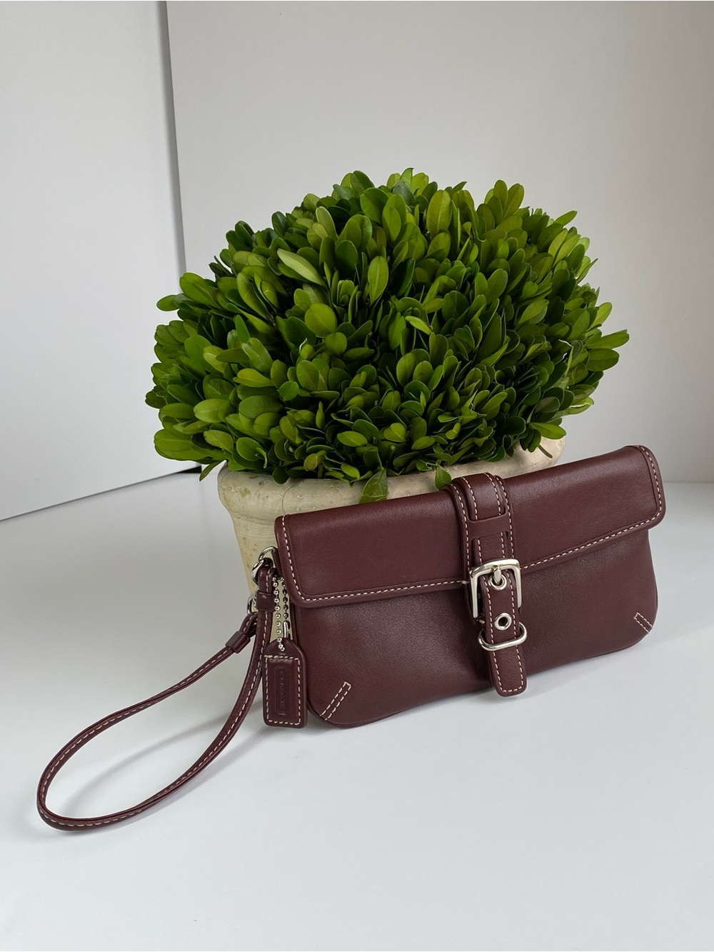 Coach Oxblood Hamilton Clutch Wristlet Wallet - Picture 6 of 14